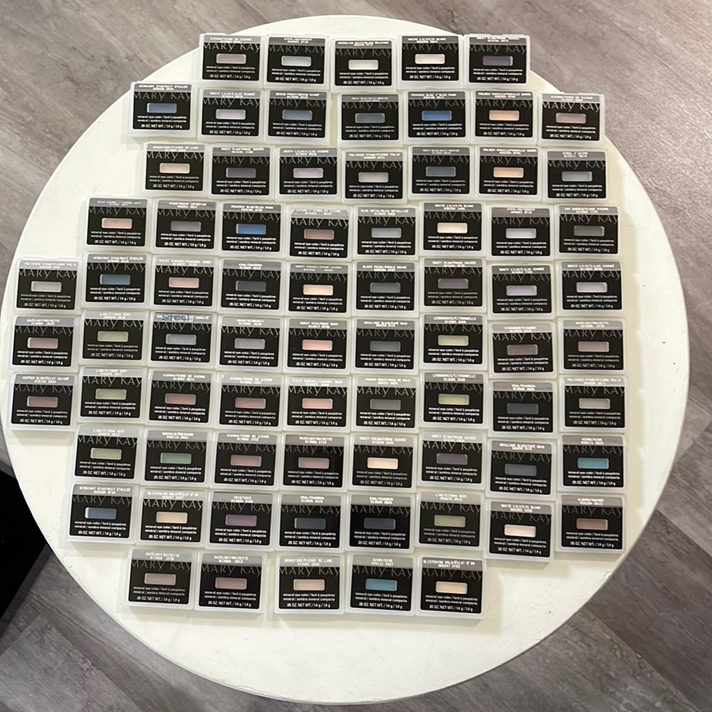 Mary Kay single eyeshadows Lot of 75